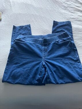 Women’s Stretch Pull-On Pants in Navy Blue